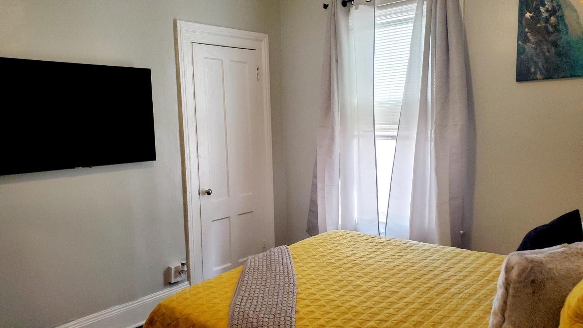 Room For Rent In Apartment Hartford Exterior foto